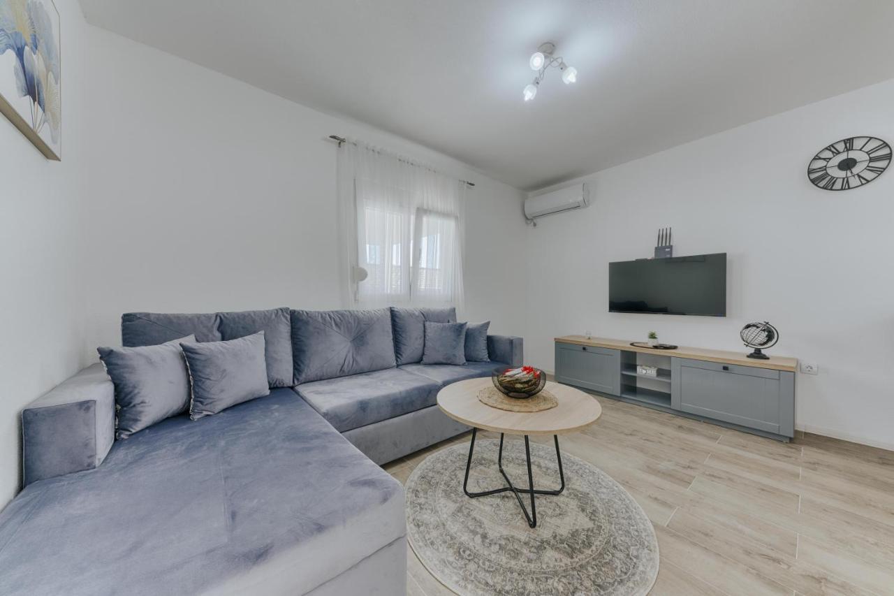 Apartmani Vittoria Bar Esterno foto