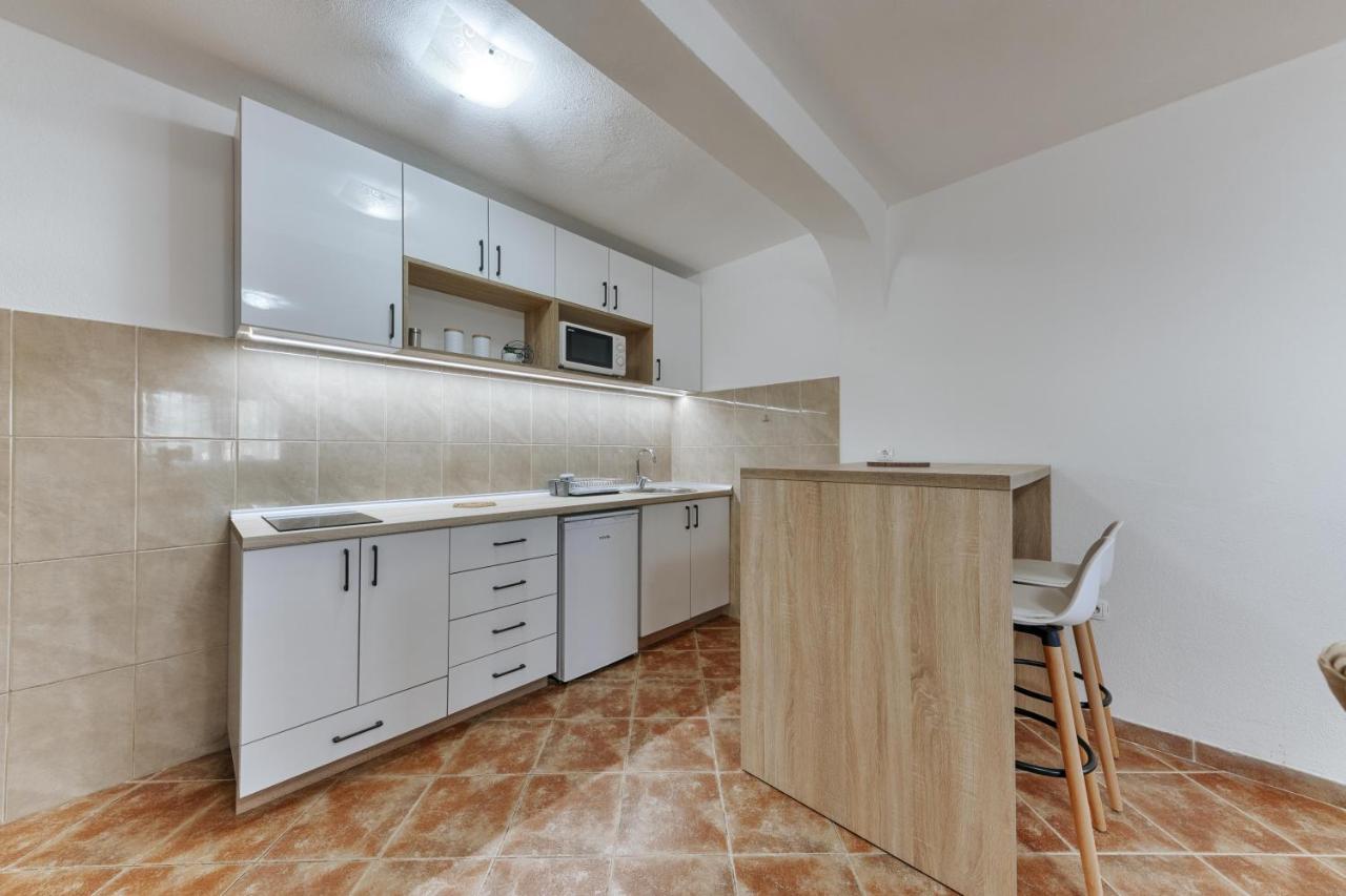 Apartmani Vittoria Bar Esterno foto